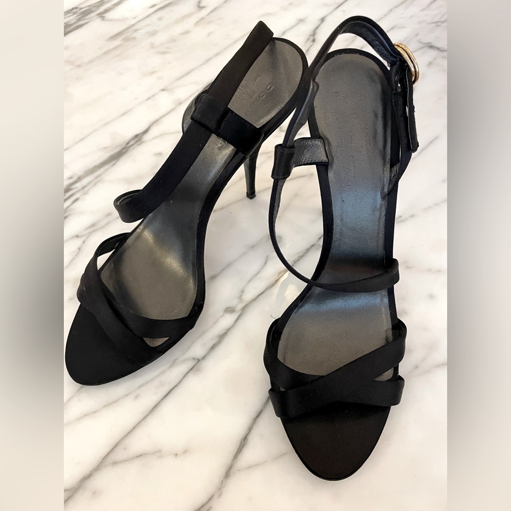 DONNA KARAN COLLECTION - BLACK SATIN SANDAL